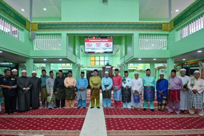291574415_421654239974908_3452034416768888170_n solat jumaat