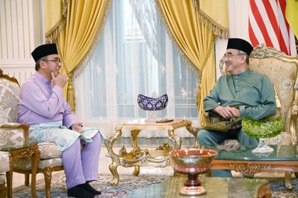 Kunjungan Hormat daripada YB Tuan Adli bin Zahari, Ahli Parlimen Alor Gajah di Istana Melaka, Bukit Beruang