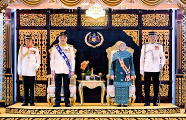 Istiadat Penganugerahan Darjah, Bintang dan Pingat Kebesaran Negeri Melaka Sesi Kedua Sempena Sambutan Hari Jadi Ke-74