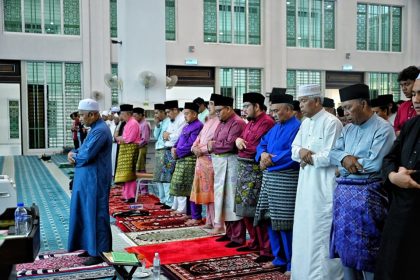 Majlis Tahlil dan Selawat Perdana Dunia Melayu Dunia lslam