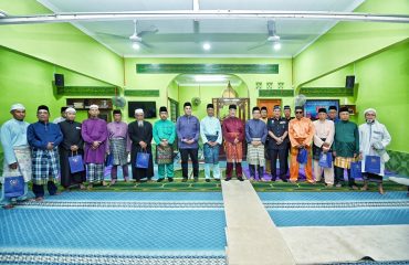 Solat Jumaat di Masjid Al Munzirin, Kampung Jus, Selandar, Jasin