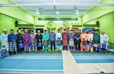 Solat Jumaat di Masjid Al Munzirin, Kampung Jus, Selandar, Jasin