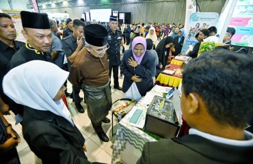 mengunjungi Karnival Kerjaya MyFuturejobs Negeri Melaka dan Smart Melaka International EXPO 2023 (SMIX2023) 2