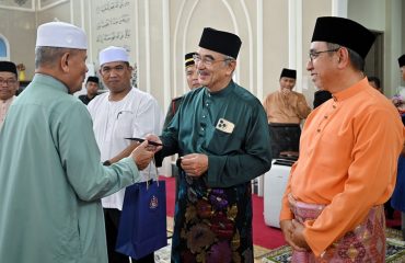 Solat Jumaat di Masjid Ar Rahman, Parit Melana, Melaka.