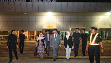 Berlepas ke Negara Brunei Darussalam dari Lapangan Terbang Antarabangsa Melaka