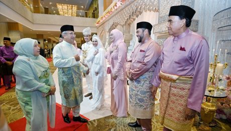Majlis Resepsi Perkahwinan anak kepada TYT Tun Datuk Seri Panglima (Dr.) Haji Juhar Bin Datuk Haji Mahiruddin