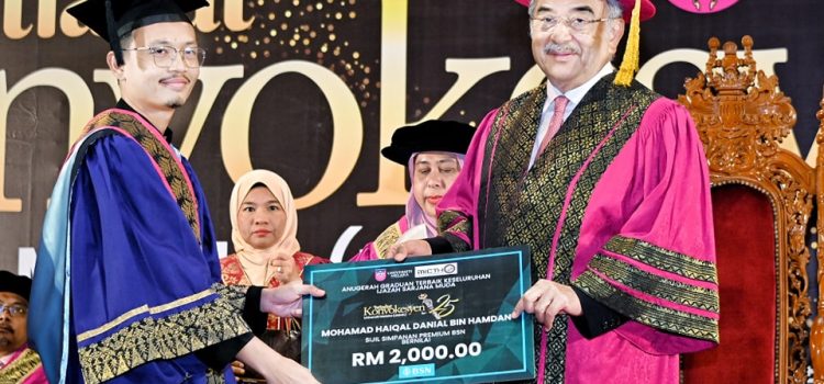 12-5 Istiadat Konvokesyen Universiti Melaka ke-25