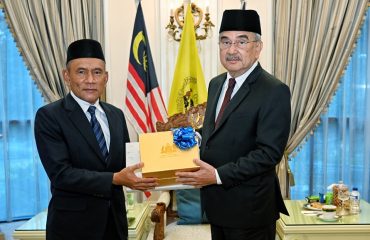 Kunjungan Hormat Perpisahan daripada YBhg. Datuk Ir. Ismail bin Abd Rahman