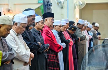 Solat Isyak dan Terawih di Masjid Sayyidina Ali, Bukit Katil