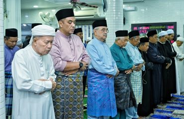 Solat Jumaat di Masjid Al-Abrar, Jalan Semabok