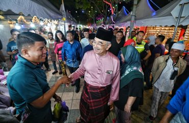 Berkunjung ke Bazar Aidilfitri di Jalan Hang Tuah Melaka