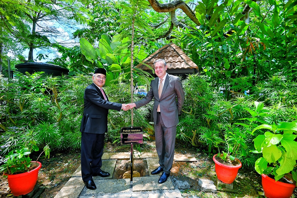 Kunjungan Hormat daripada TYT Dr. Edin Jahic 2