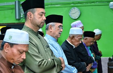 Solat Jumaat di Masjid Khalid Al Walid, Ayer Pasir Machap, Durian Tunggal