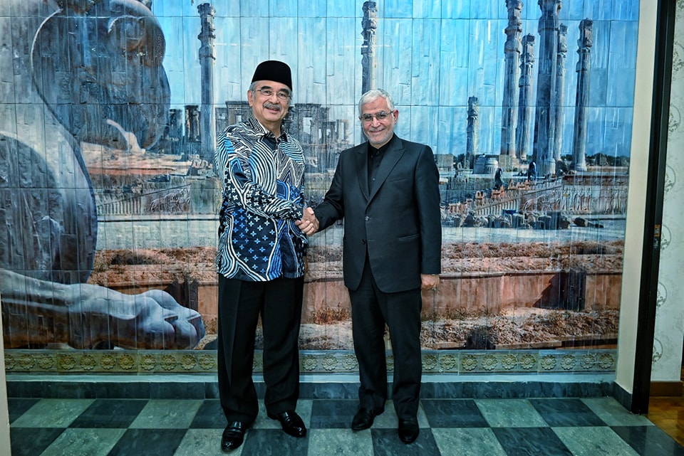 Menzahirkan ucapan takziah kepada Almarhum Presiden Republik Islam Iran 3