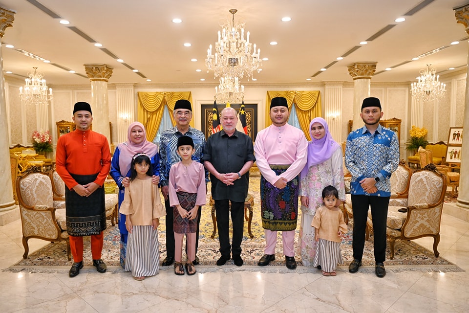 Kebawah Duli Yang Maha Mulia Seri Paduka Baginda Yang di-Pertuan Agong, Sultan Ibrahim mencemar duli hadir ke Majlis Santapan Tengahari di Istana Melaka 4