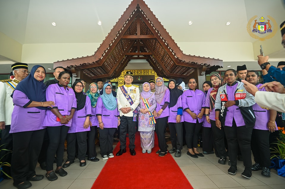 stiadat Penganugerahan Darjah, Bintang dan Pingat Kebesaran Negeri Melaka bagi Sesi 3 4
