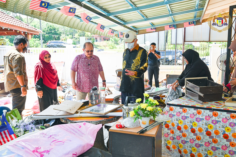 Lawatan ke Pusat Pemindahan Sementara (PPS) mangsa banjir daerah Alor Gajah 6