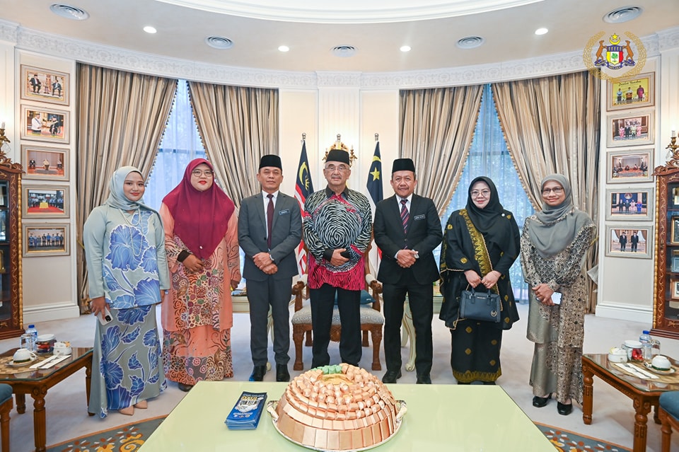 KUNJUNGAN HORMAT DARIPADA PENASIHAT UNDANG-UNDANG NEGERI MELAKA 2