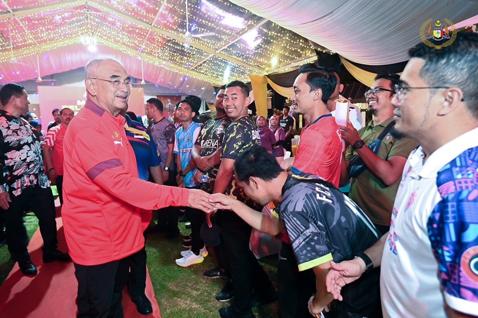 MAJLIS PELANCARAN "GOVERNOR CUP" EDISI KETIGA DAN LIGA BOLA JARING PIALA YABHG. TOH PUAN 4