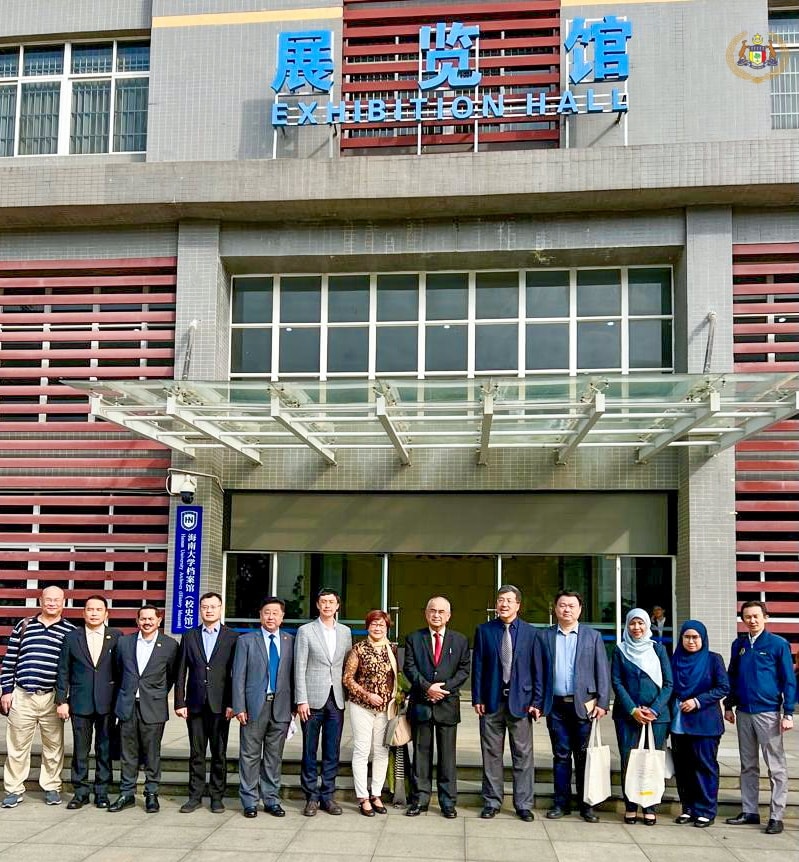 Lawatan ke Universiti Hainan, Hainan, China 2