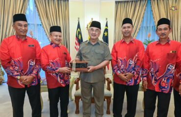 Kunjungan Hormat daripada Encik Aminuddin bin Awang