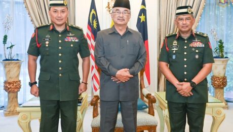 unjungan Hormat Perpisahan dari YBhg. Mejar Jeneral Dato’ Khairul Azmizal bin Ahmad Natal