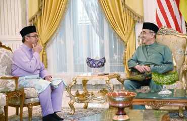 Kunjungan Hormat daripada YB Tuan Adli bin Zahari, Ahli Parlimen Alor Gajah di Istana Melaka, Bukit Beruang
