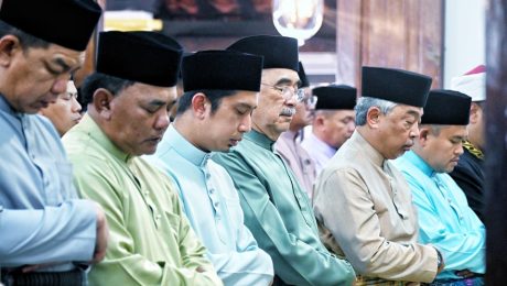 Rasmi penutup karate 3