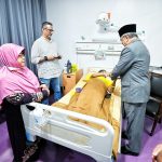Mengunjungi YBhg. Datuk Wira Haji Othman bin Muhammad yang sedang menjalani rawatan di Institut Jantung Negara (IJN)