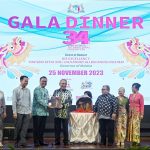 Majlis Makan Malam Gala Sempena Konvensyen Antarabangsa Baba Nyonya Ke-34