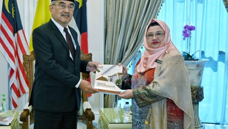 Kunjungan Hormat daripada YBhg. Datuk Wan Suraya Wan Mohd Radzi