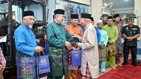 Solat Jumaat di Masjid Al-Muhsinin, Melekek Luar, Alor Gajah