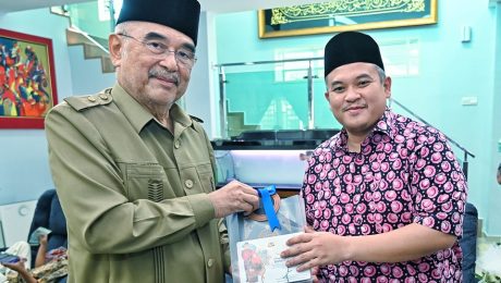 Menziarahi YB. Datuk Rais bin Datuk Wira Yasin