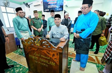 Solat Jumaat di Masjid As Salam, Tampoi, Cheng