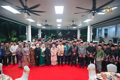 19oct4 MAJLIS MAKAN MALAM SEMPENA PIALA AGONG & PIALA EMAS RAJA-RAJA EDISI KE-1023