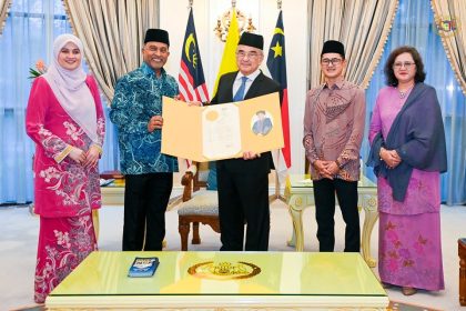 12-4 Kunjungan Hormat daripada YB. Dato' Seri Diraja Dr. Zambry Abd Kadir