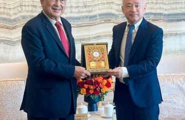 Perjumpaan bersama Mr. Ding Hui, Mayor of Haikou, China