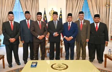 Kunjungan Hormat daripada YBhg. Prof. Datuk Ts. Dr. Abdul Khalil Shawkataly