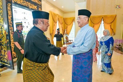 1-8 Kunjungan Hormat daripada YAM Dato' Seri Diraja Syed Amir Abidin Ibni Almarhum Tuanku Syed Putra Jamalullail