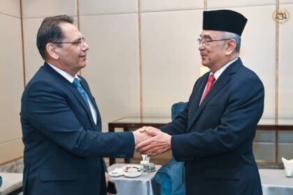Kunjungan Hormat daripada TYT Mr. Kongratbay Sharipov