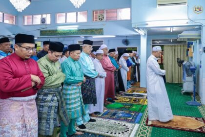 Solat Jumaat di Masjid Al-Hidayah, Kampung Chabau, Asahan 2