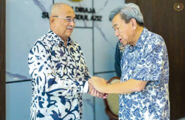 TYT Tun Seri Setia Dr. Haji Mohd Ali bin Mohd Rustam melawat Galeri Diraja Sultan Abdul Aziz di Klang, Selangor Darul Ehsan.