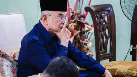 Yang di-Pertua Negeri Melaka dan YABhg. Toh Puan Datuk Wira (Dr.) Hajah Asmah binti Ab Rahman menziarahi dan memberi penghormatan terakhir kepada Allahyarham Haji Nordin bin Marman