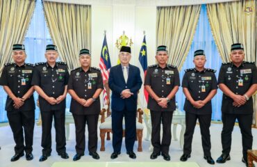 Kunjungan Hormat daripada YBhg. KJP Dato' Haji Abdul Aziz bin Abdul Razak, Komissioner Jeneral Penjara Malaysia dan YBrs. TKJP Ahmad Faudzi bin Awang, Timbalan Komissioner Jeneral Penjara (Pemasyakatan)