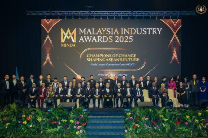 Yang di-Pertua Negeri Melaka hadir ke Majlis Malam Amal, Anugerah Industri Malaysia (MINDA) 2025