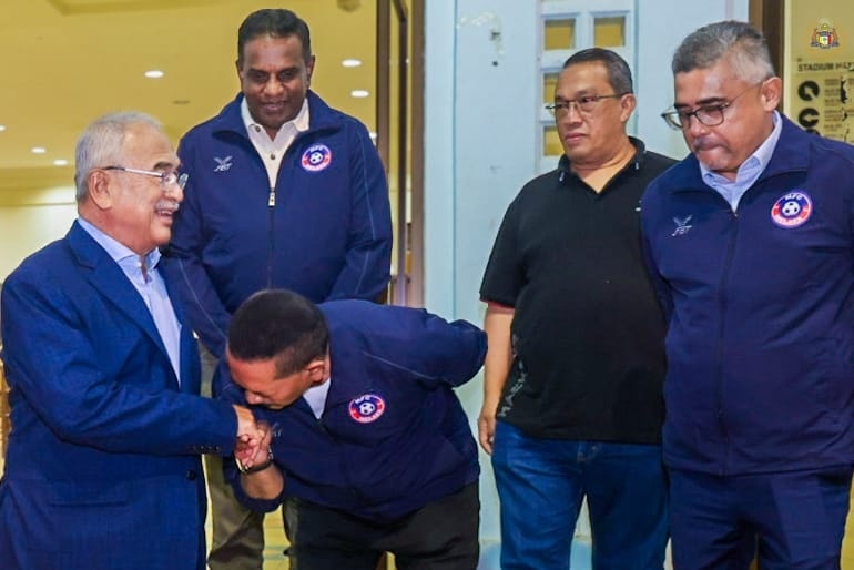 Yang di-Pertua Negeri Melaka hadir menyaksikan Perlawanan Liga Super