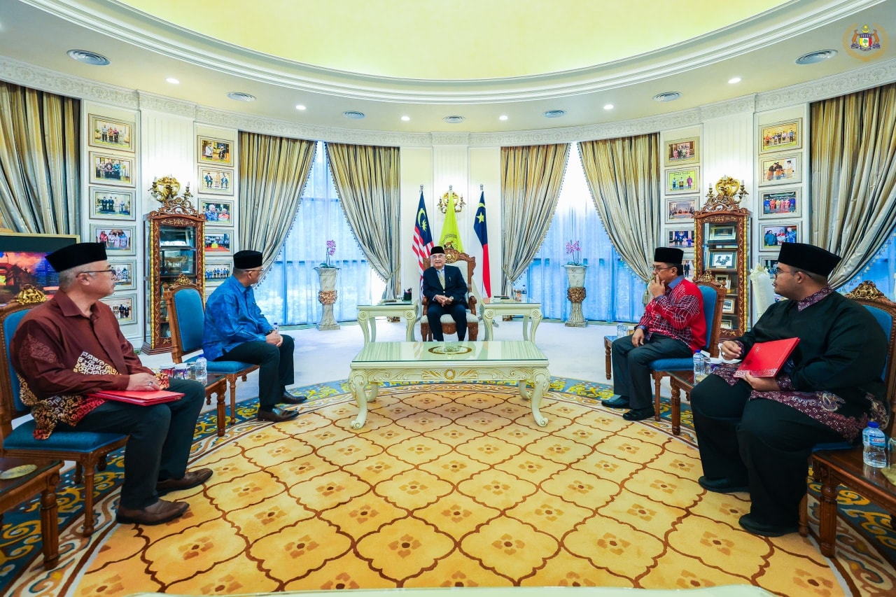 Kunjungan Hormat daripada YBhg. Dato' Seri Dr. Chen Chaw Min, Pengerusi Institut Jantung Negara