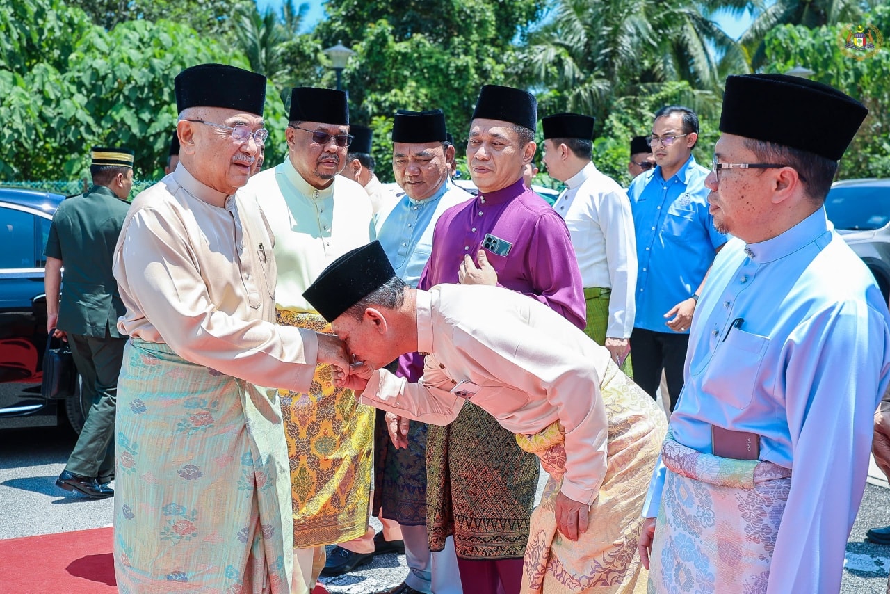 Yang di-Pertua Negeri Melaka menyempurnakan Majlis Perasmian Masjid Al-Muhtadi, Ramuan China Besar dan Majlis Kesyukuran Peringkat Negeri Melaka 2025