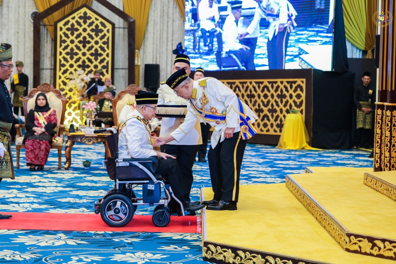 Istiadat Penganugerahan Darjah, Bintang dan Pingat Kebesaran Negeri Melaka