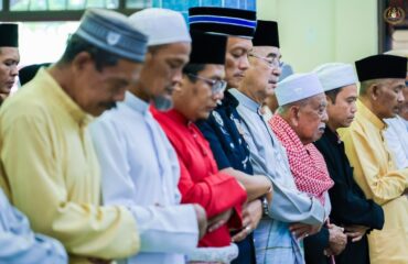 Solat Jumaat di Masjid Al-Abidin, Kampung Ayer Tawar, Merlimau